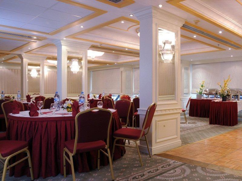 Admiral Plaza Hotel Dubai Exterior photo