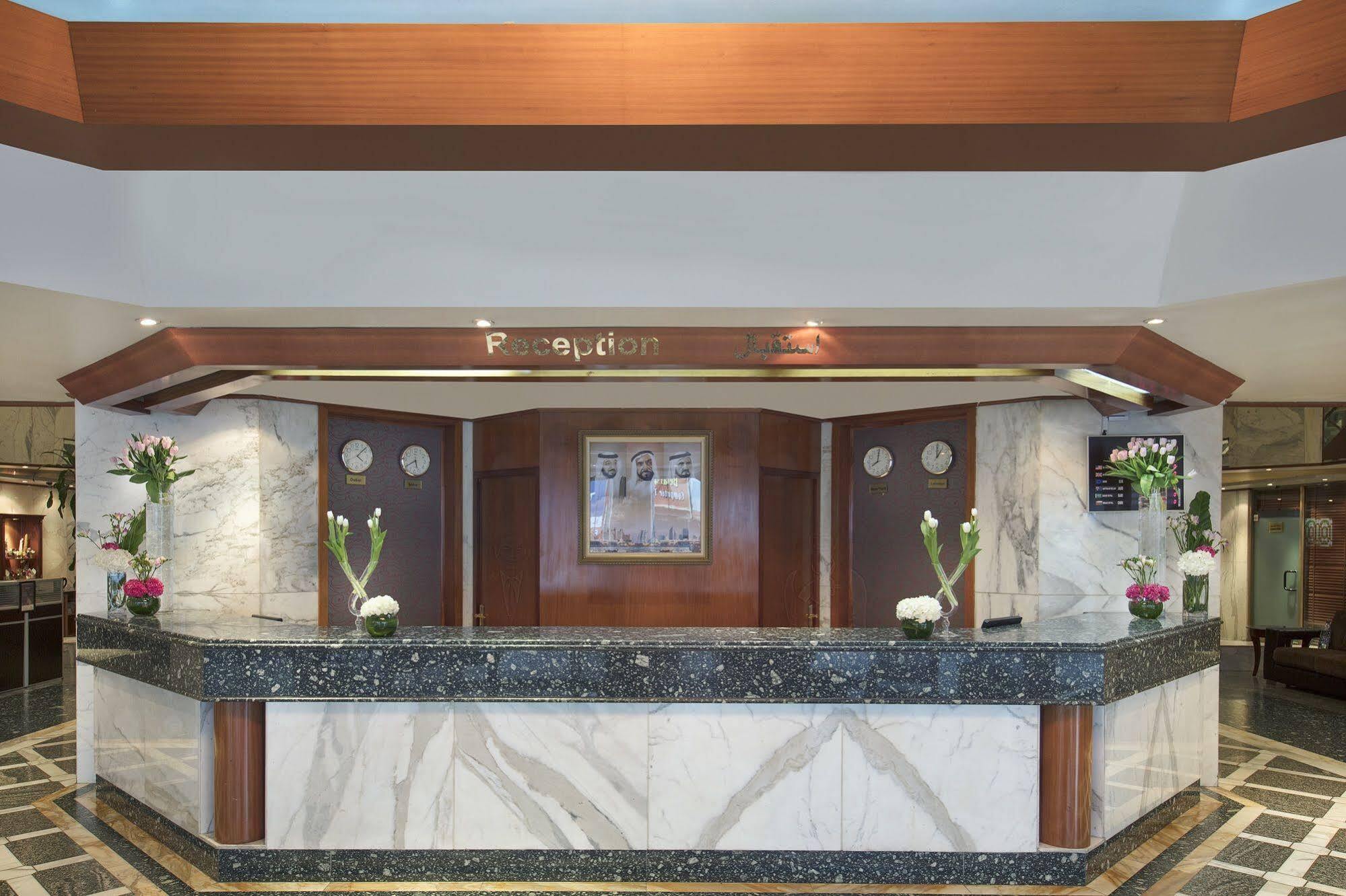 Admiral Plaza Hotel Dubai Exterior photo