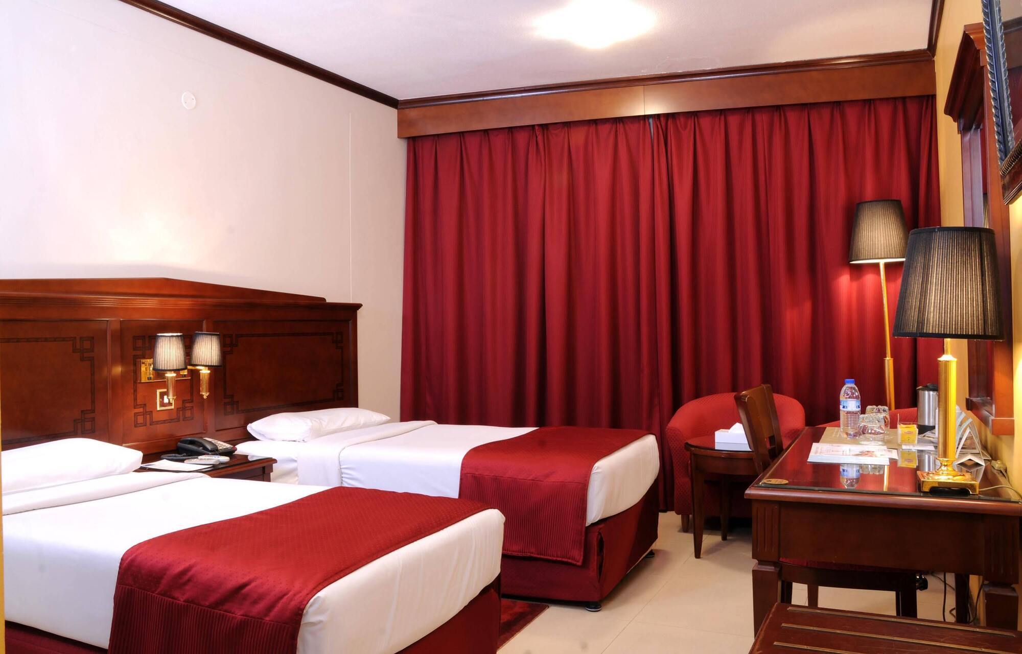 Admiral Plaza Hotel Dubai Exterior photo